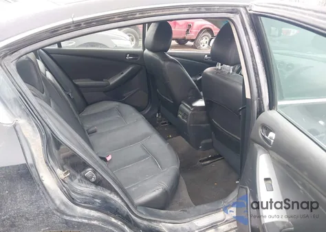 2010 Nissan Altima 2.5 S z USA, uszkodzony, nr VIN 1N4AL2AP4AN487331